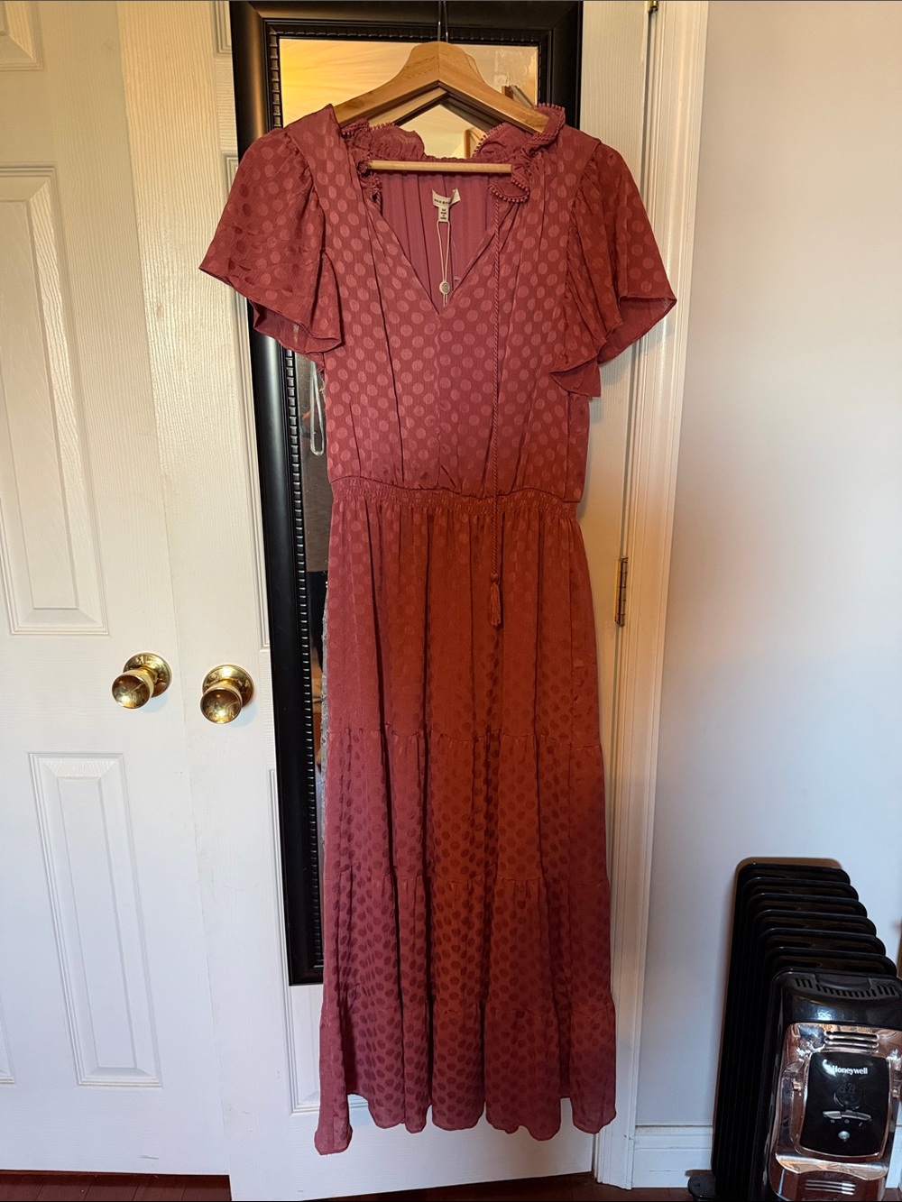 Max Studio Dusty Rose Maxi Dress with Flutter Sleeves
